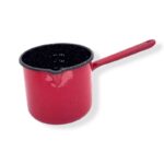 Μπρίκι εμαγιέ 1500ml κόκκινο με διαβάθμιση μέτρησης και εργονομική λαβή, ιδανικό για ελληνικό καφέ και ροφήματα-klarakis