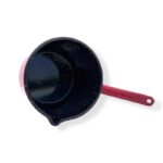 Μπρίκι εμαγιέ 1250ml κόκκινο με διαβάθμιση μέτρησης και εργονομική λαβή, ιδανικό για ελληνικό καφέ και ροφήματα-klarakis