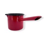 Μπρίκι εμαγιέ 600ml κόκκινο με διαβάθμιση μέτρησης και εργονομική λαβή, ιδανικό για ελληνικό καφέ και ροφήματα-klarakis