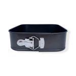 Αντικολλητική ορθογώνια φόρμα για κέικ 22x22x6,7cm με κλείδωμα -klarakis